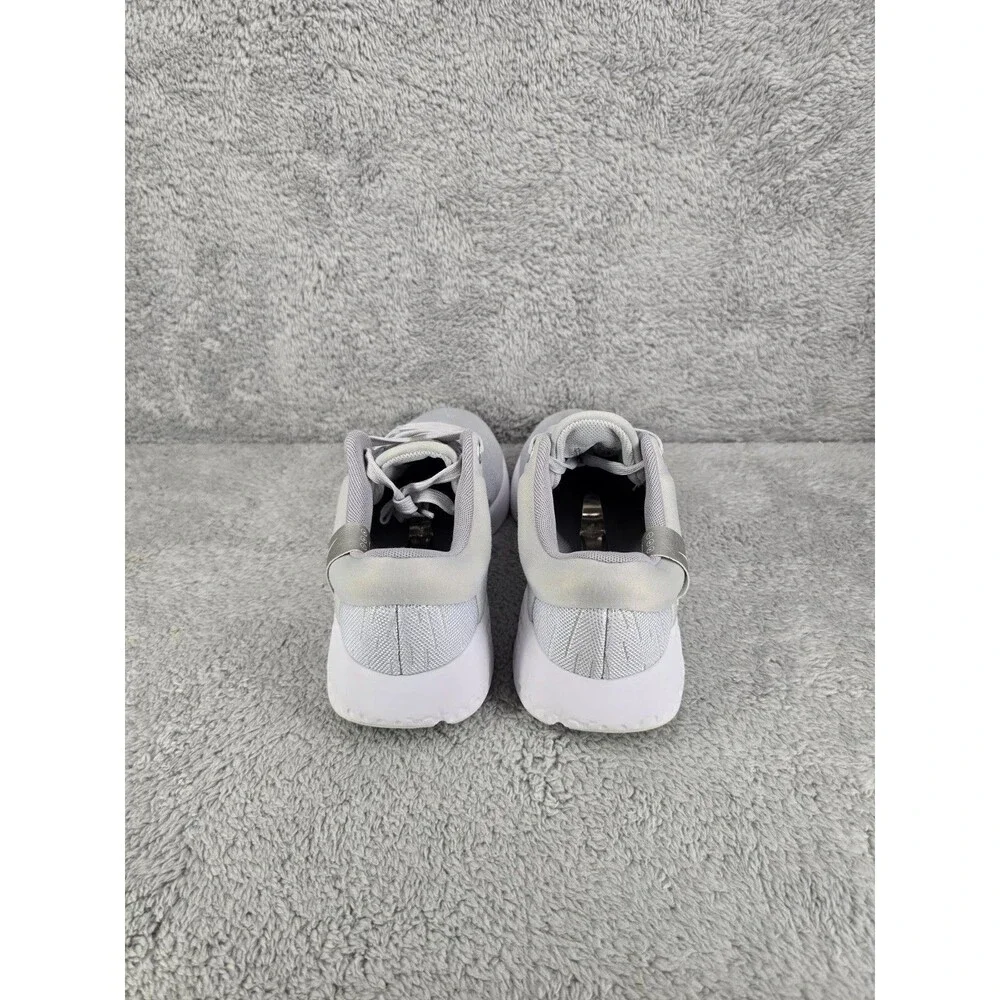 ​Nike Renew Serenity Run Women's Size 8.5 Grey Silver Running Shoes DB0522-001